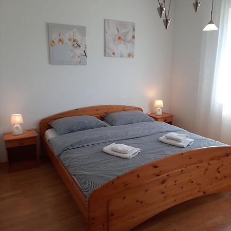 Apartman Mila Novi Vinodolski Exteriér fotografie